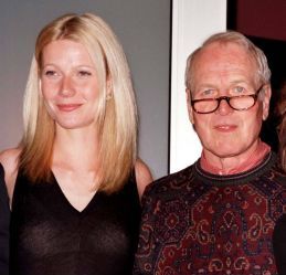 Paul Newman, Gwyneth Paltrow 1999, NYC.jpg